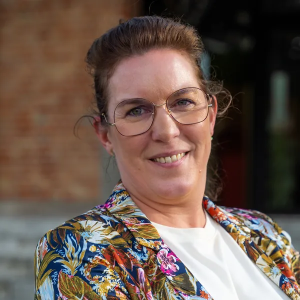 Véronique Dewettinck